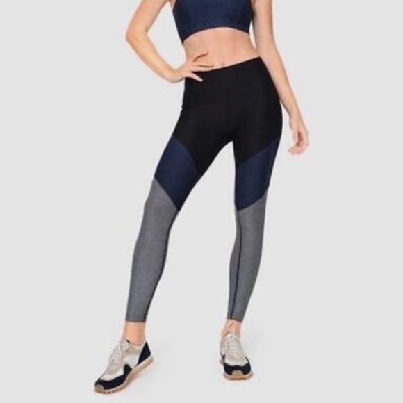 Outdoor Voices Striped Color Block Leggings Size Small - Picture 1 of 11